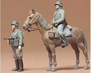 Tamiya_35053___WEHRMACHT_MOUNTED_INFANTRY_SET